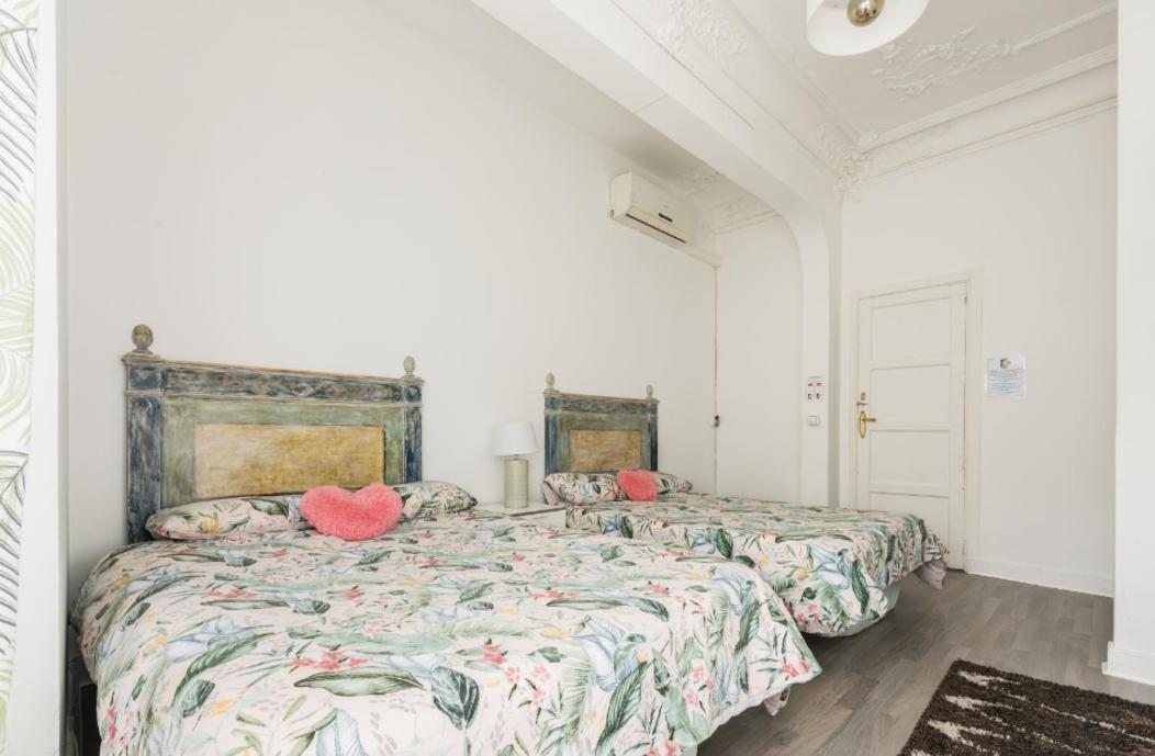 M&F 7 Rooms/7 Bathrooms Over Gran Via Madrid Exterior foto