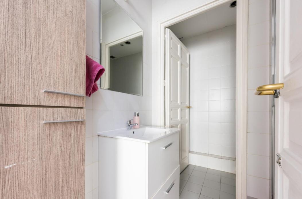 M&F 7 Rooms/7 Bathrooms Over Gran Via Madrid Exterior foto
