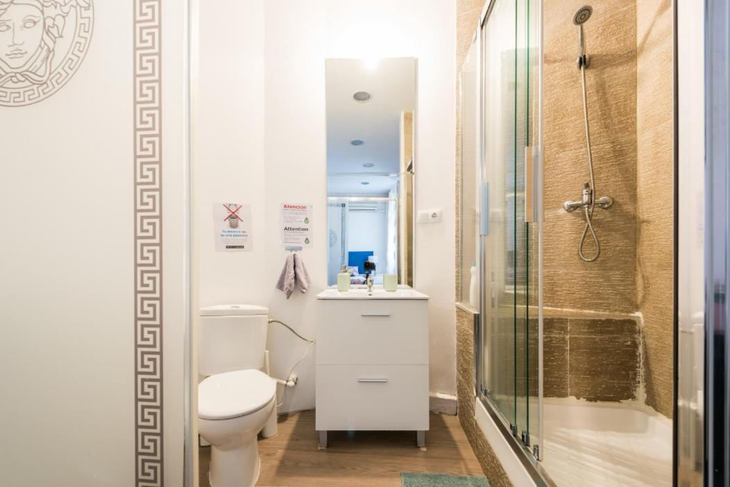 M&F 7 Rooms/7 Bathrooms Over Gran Via Madrid Exterior foto